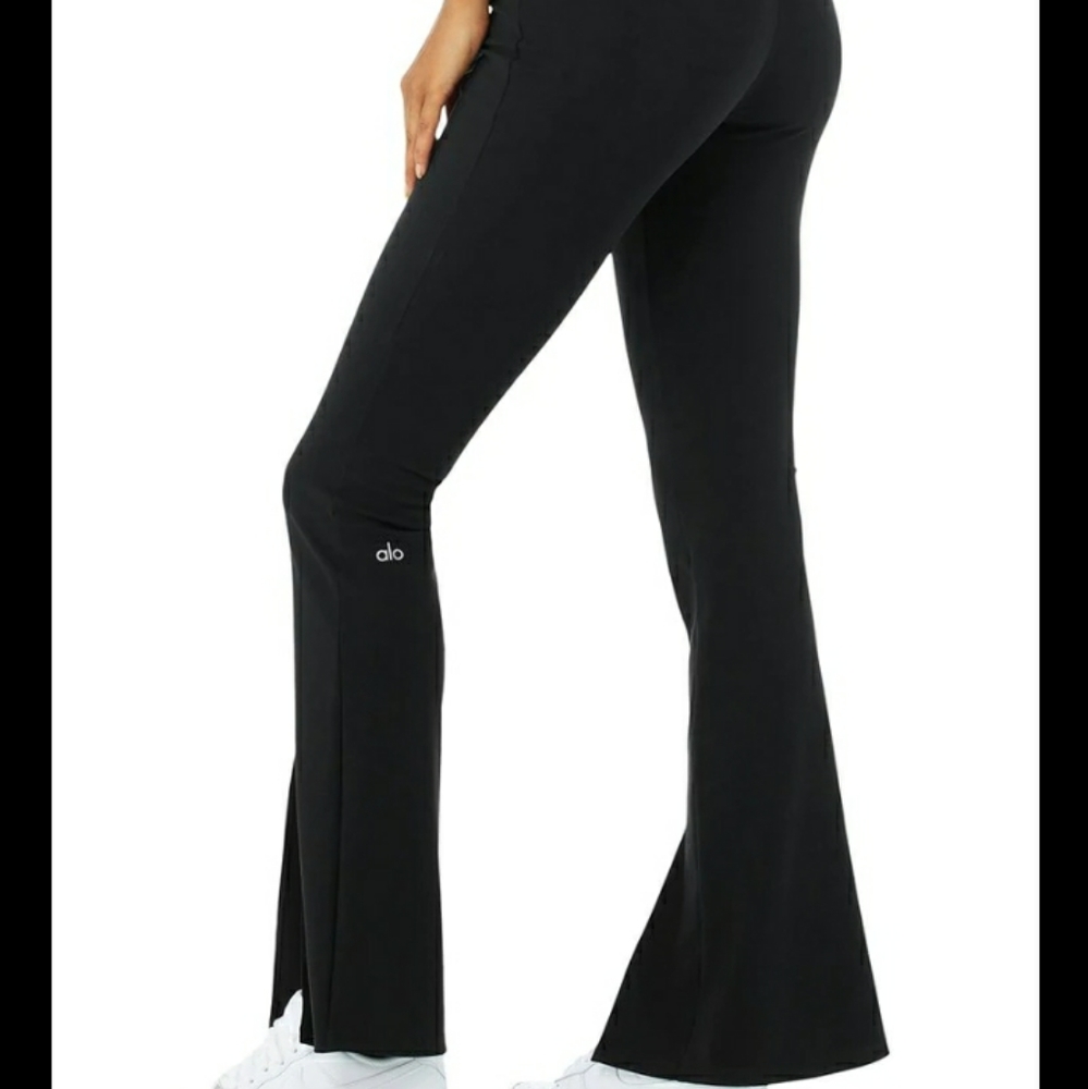 Alo airbrush flutter leggings